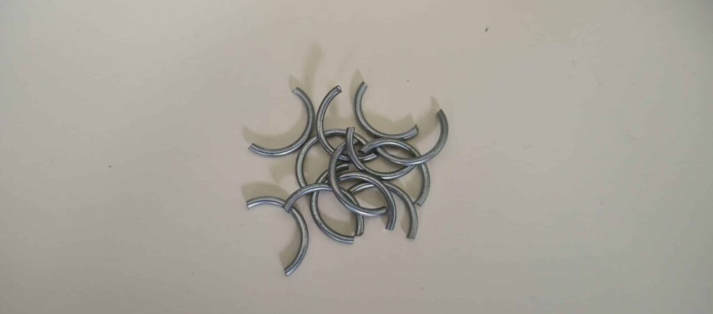 halbe ringe scaled 1